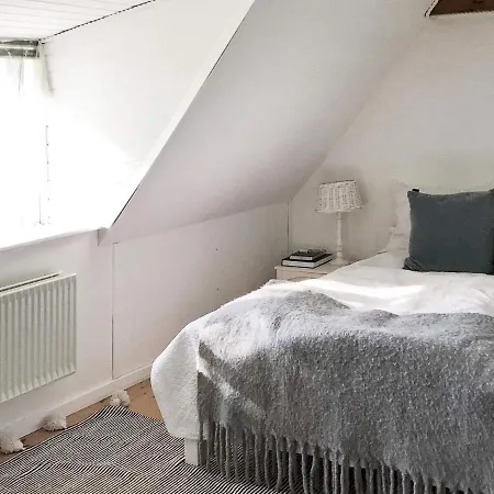 6 Person In Feriehus Augustenborg